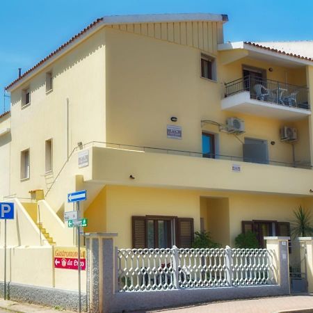 Отель Casa Lucia Ольбия Экстерьер фото