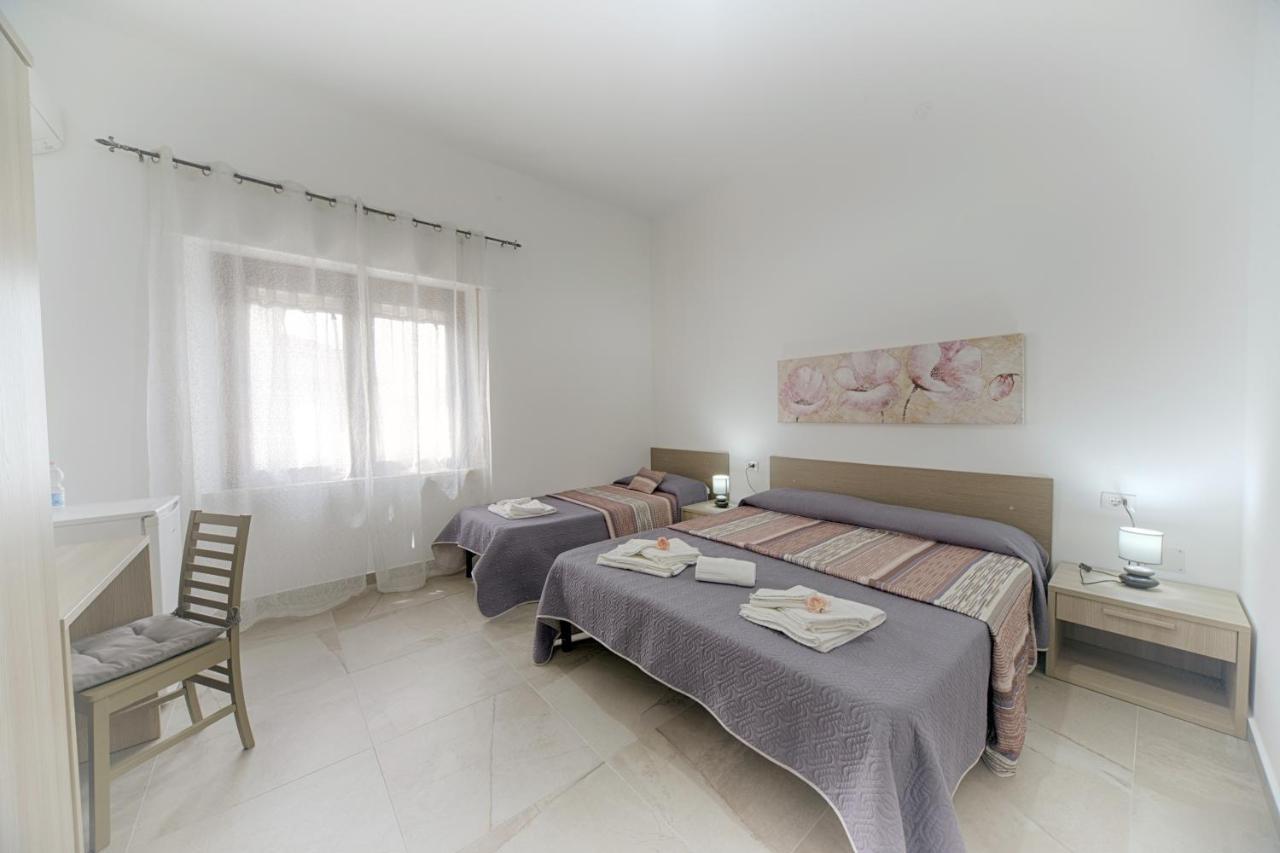 Отель Casa Lucia Ольбия Экстерьер фото